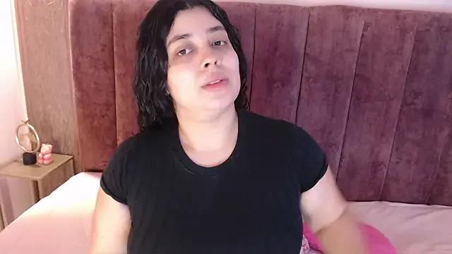 AgathaLynx on StripChat 