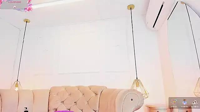 aidaadams on StripChat 