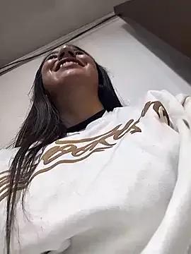 ailyn_miranda on StripChat