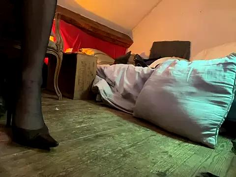alexheels_boots on StripChat 