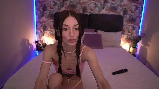 Alice_Arwen on StripChat 