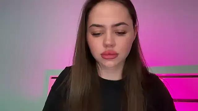 AlmaryKim on StripChat