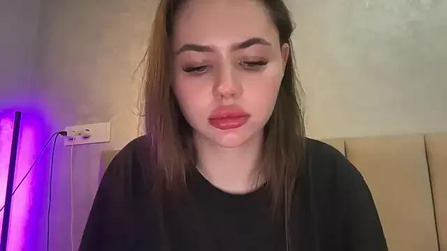 AlmaryKim on StripChat