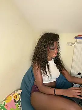 Amber-Noire — Change Outfit more sexy 