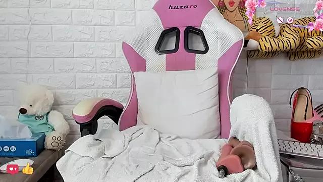 AnastasiasCharms on StripChat 