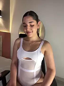 AniiRose on StripChat