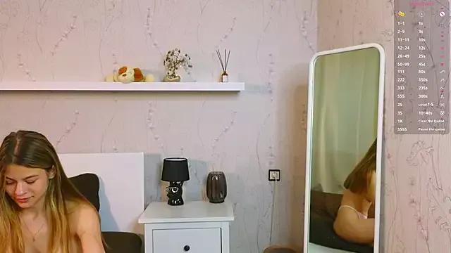 AnneVerity on StripChat