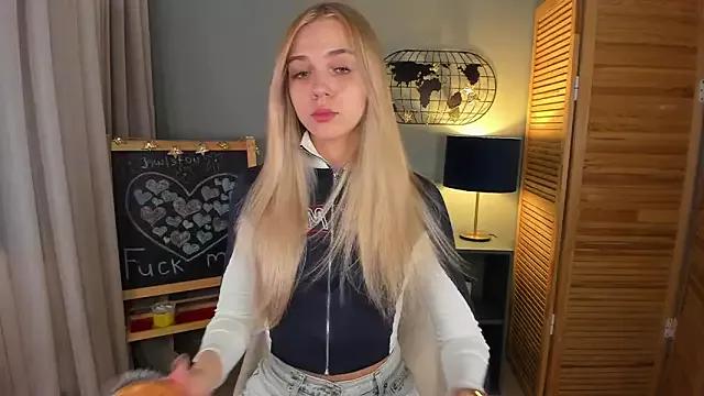 Aria69Stars on StripChat 