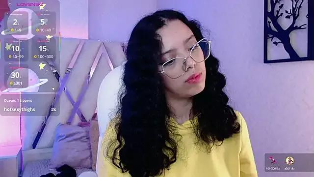 Aurora_Brownn on StripChat 