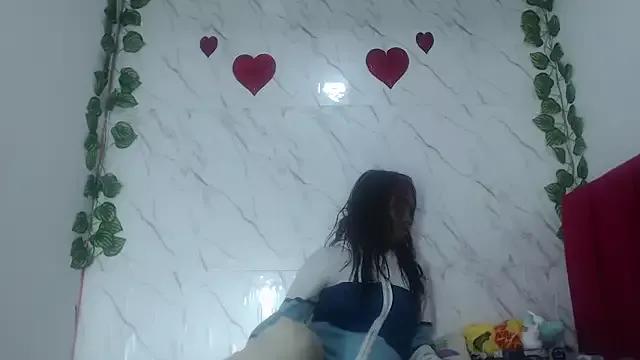 avaleri_cherry on StripChat 