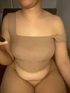 aya12aya on StripChat