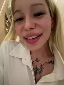 babydolll on StripChat 