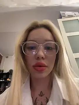 babydolll — Massage boobs in public