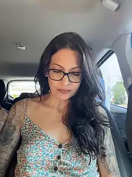 BeautifulMesss on StripChat