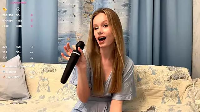 BeckyDwinell on StripChat