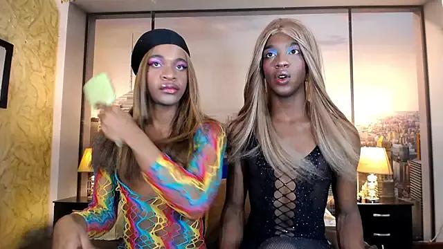 bloom_bbc on StripChat 