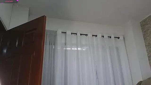 StripChat bonnie-love is Freechat bonnie-love — rub nipples+spit