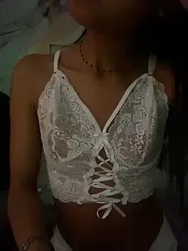 bonnie_18x on StripChat 