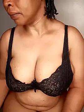 boobsnipplian — cum.....squirting