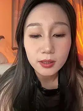 BoxedGyre- on StripChat