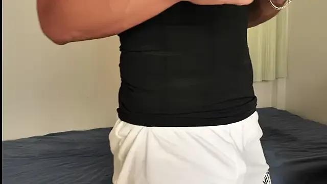 BronzeThickLiam on StripChat