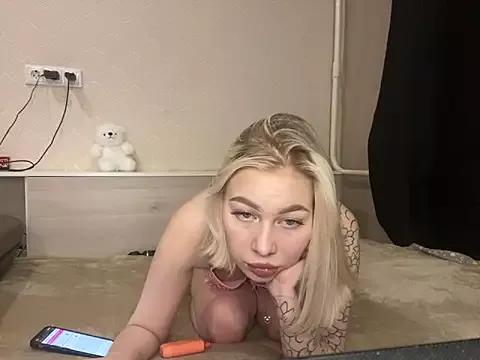 Bugs_and_Bunny on StripChat 