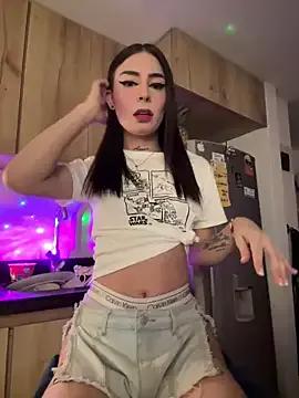 Camistar18 on StripChat 