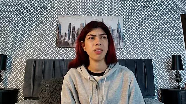 Cassie_bloom on StripChat 