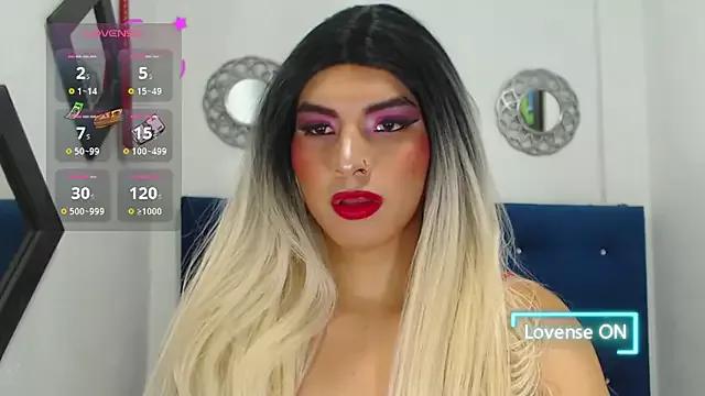 catalina_santana23 on StripChat