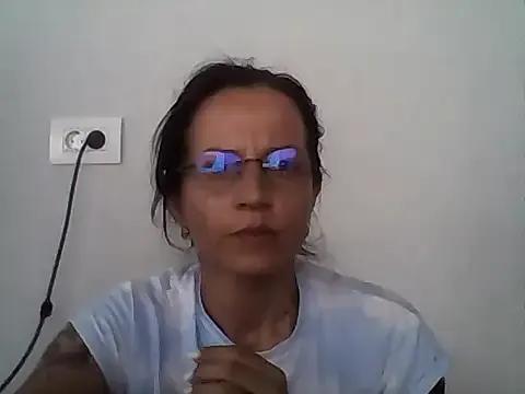 CatWoman0001 — Please give pleasure to pussy!