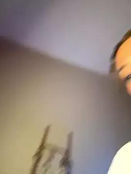 Chachou000 on StripChat 