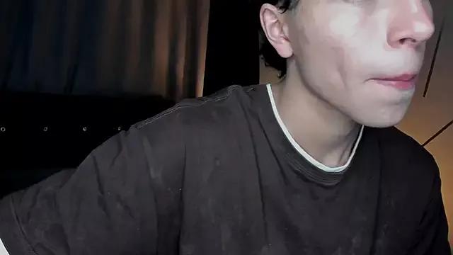 Christopher_77 on StripChat 