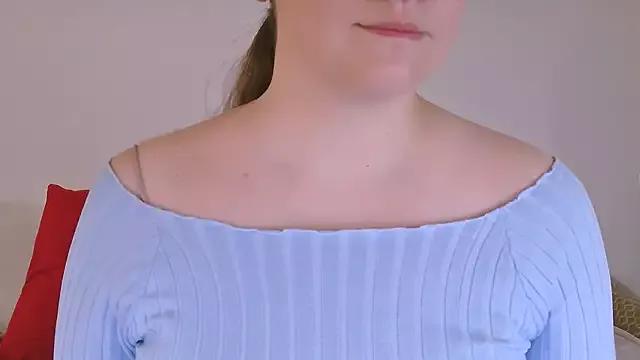 ChubbyMaia on StripChat 