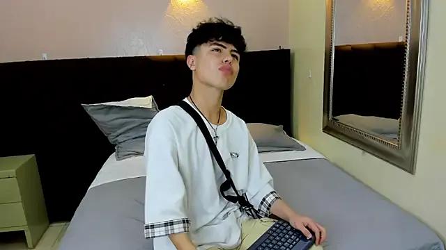 StripChat CollinStone is Freechat CollinStone — Spit my cock