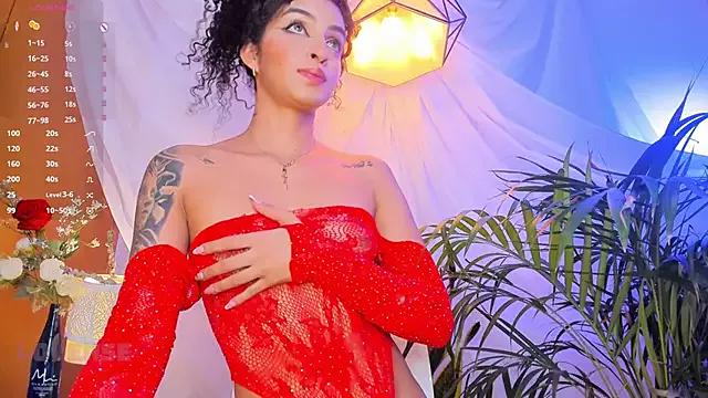 CurlyRose__ on StripChat 