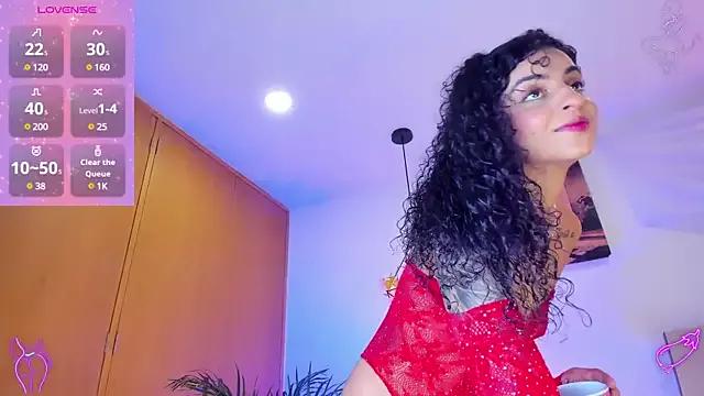 CurlyRose__ on StripChat 