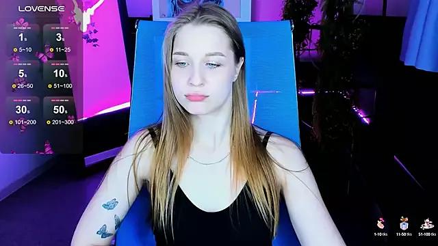 CuteMousee on StripChat 