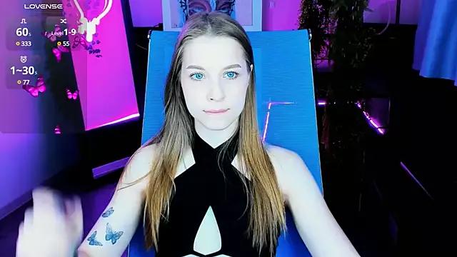 CuteMousee on StripChat 