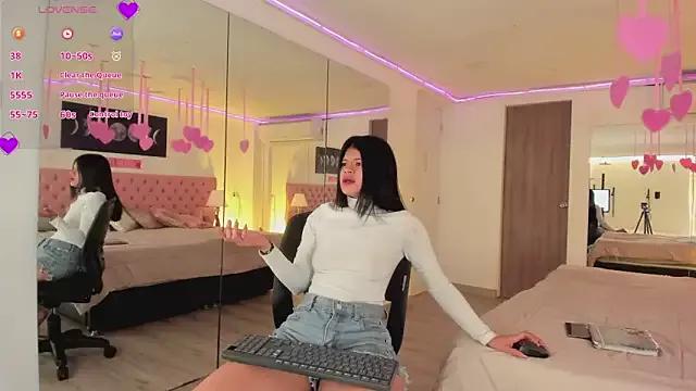 Freechat Dapnne_ on StripChat