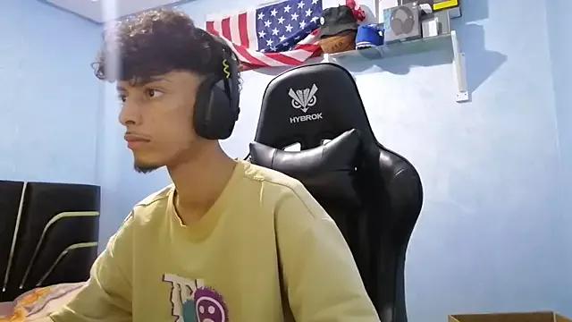 Dark_DesireX on StripChat 