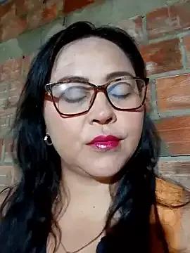 Dirty-Momm-Divorced-Hot on StripChat 