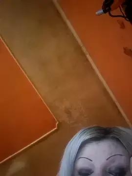 ducicsajsziii on StripChat