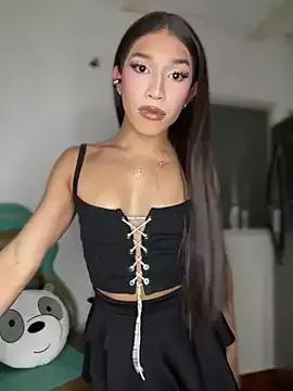 Emaa- on StripChat 