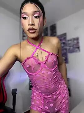 Emaa- on StripChat 