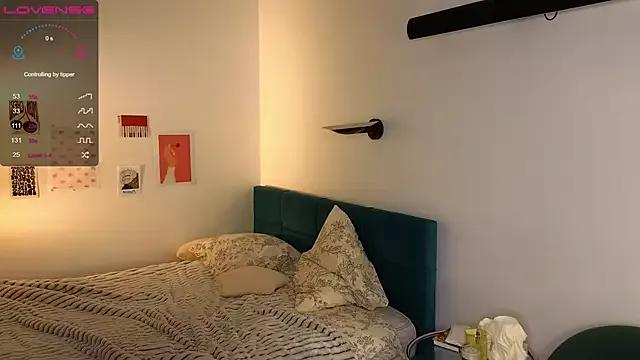 Freechat Emma_Frosty on StripChat