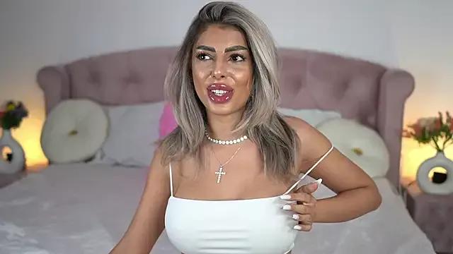 emma_godess on StripChat 