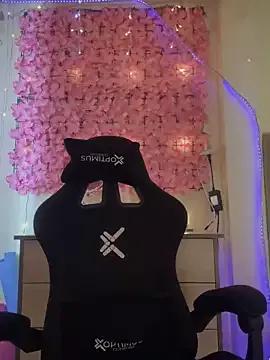 Enyeld_ruru on StripChat 