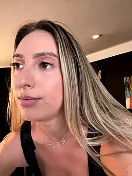 Eva_Ryen on StripChat