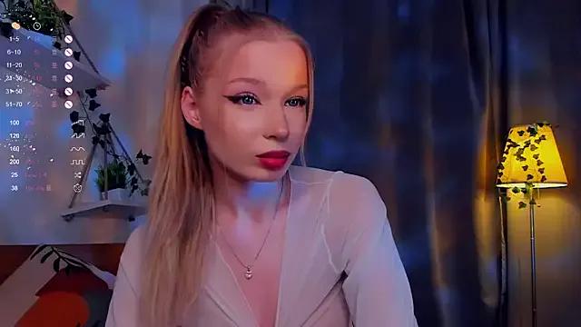 EvaSolisv on StripChat 