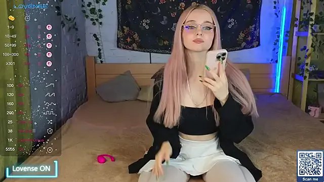 exxxcore_ — SQUEEZE  MY BOOBIES UNDER TOP